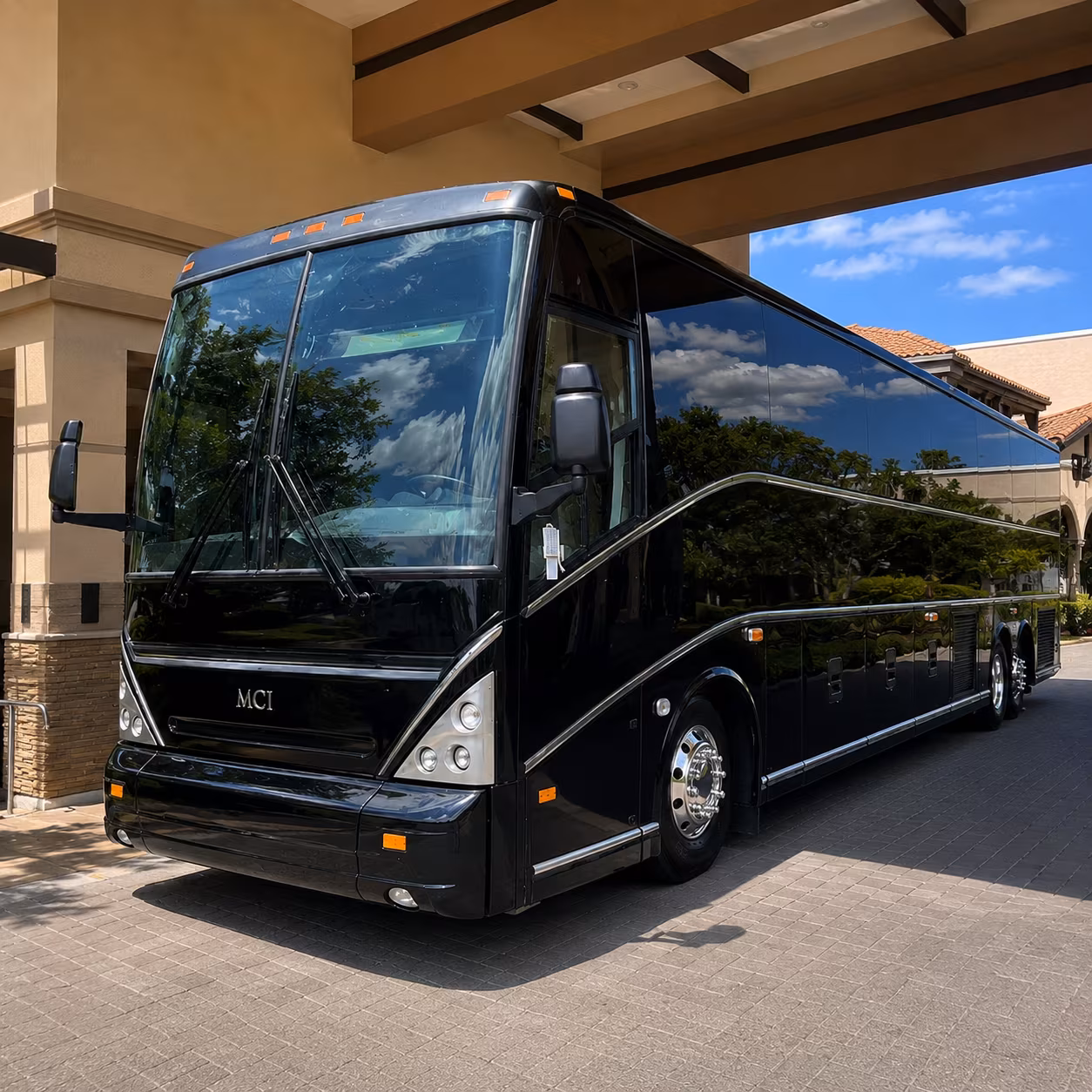 corporate event and convention buses for johnson county groups