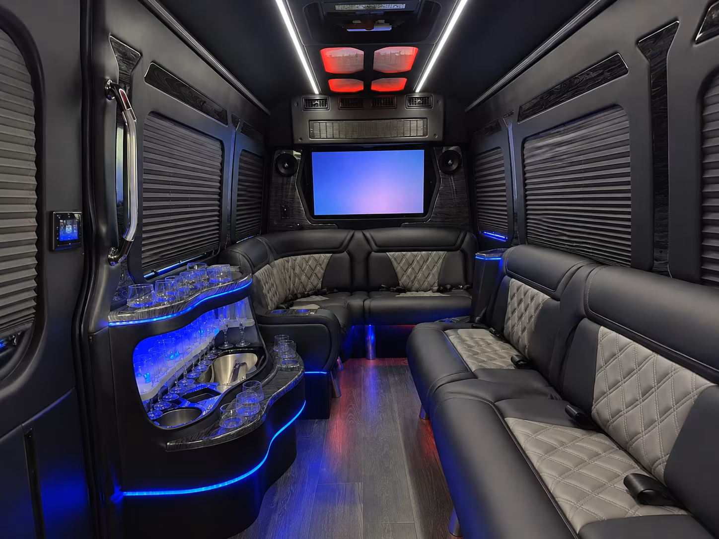 multi day bus rentals from olathe to denver and the rockies