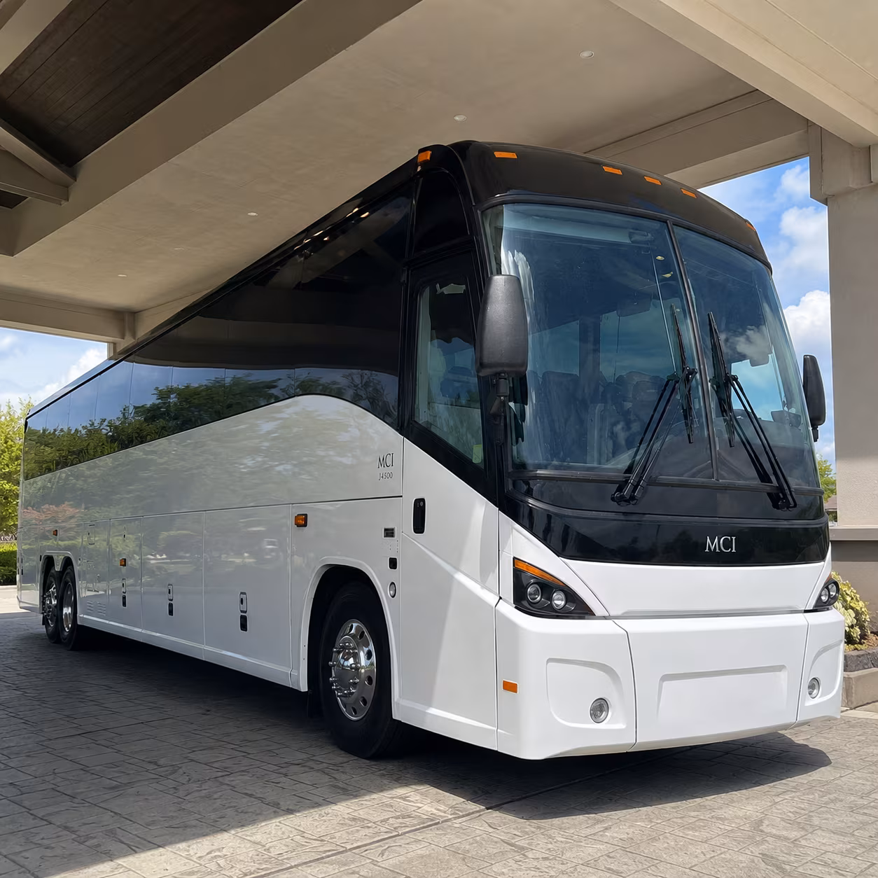 shift worker shuttle buses for olathe hospital and healthcare campuses